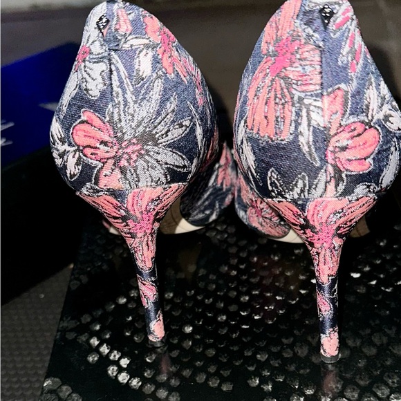 Sam Edelman Hazel Pointed Toe Pumps Floral Navy Size 9 - Picture 7 of 9